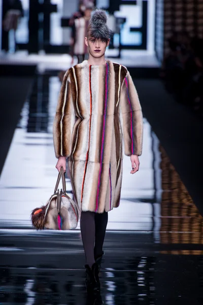 Look 1